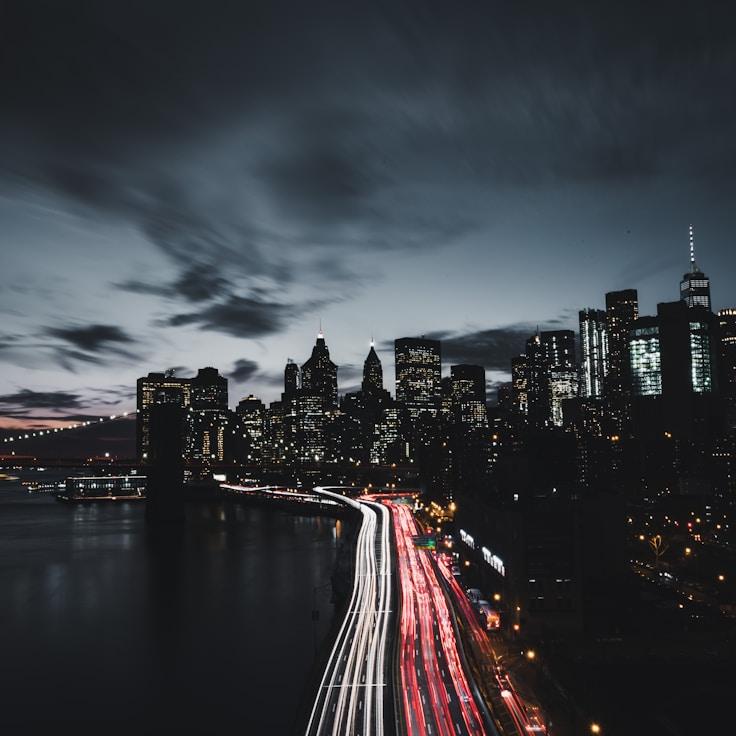 Alice Thompson - Expat family life guide in United Kingdom